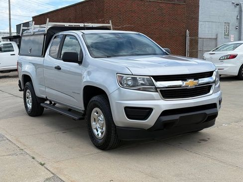 Used 2018 Chevrolet Colorado W/T w/ WT Convenience Package RWD image 4
