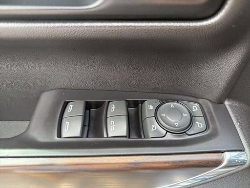 Used 2019 GMC Sierra 1500 SLT AWD/4WD image 31