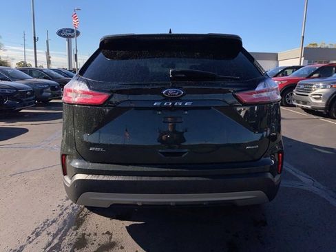 Used 2022 Ford Edge SEL w/ Convenience Package image 6