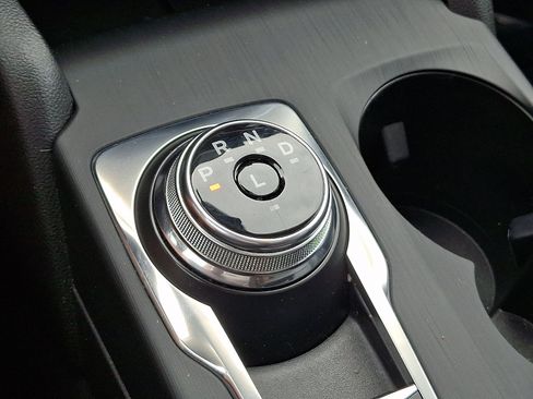 Certified 2020 Ford Escape SEL FWD image 16
