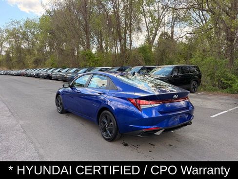 Used 2023 Hyundai Elantra SEL FWD image 5