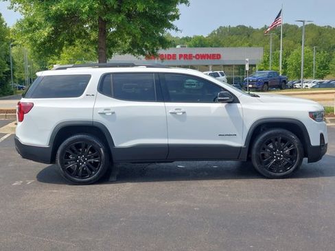 Used 2023 GMC Acadia SLE w/ Driver Convenience Package FWD image 14