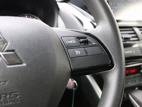 Used 2023 Mitsubishi Eclipse Cross ES image 5