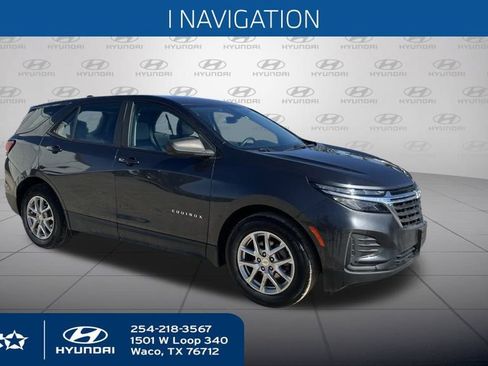 Used 2022 Chevrolet Equinox LS image 5