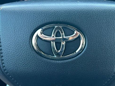 Used 2025 Toyota Tundra Platinum AWD/4WD image 48