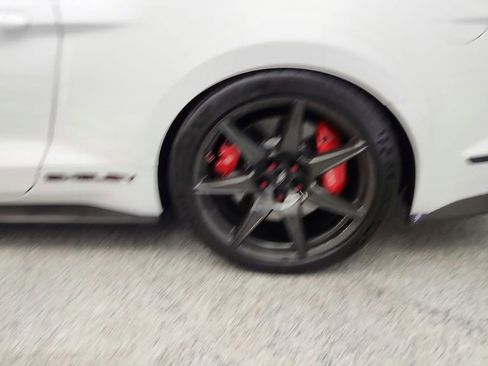 Used 2020 Ford Mustang Shelby GT500 w/ Carbon Fiber Track Pack image 47