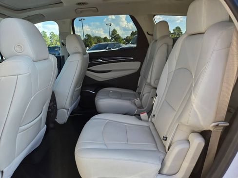 Used 2023 Buick Enclave Essence w/ Experience Buick Package FWD image 13
