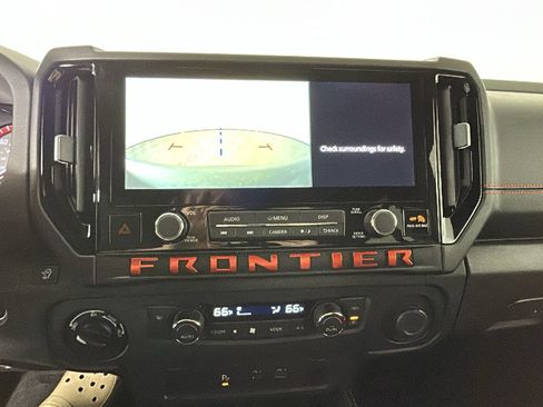 Used 2025 Nissan Frontier PRO-4X AWD/4WD image 28