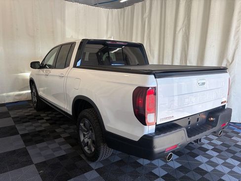 Used 2025 Honda Ridgeline TrailSport image 5