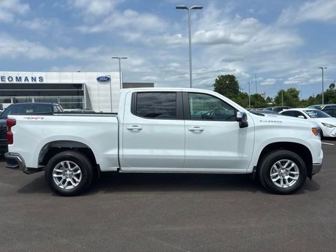Used 2026 Chevrolet Silverado 1500 LT AWD/4WD image 11