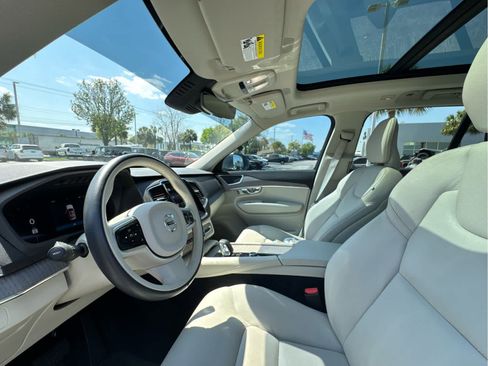 Used 2023 Volvo XC90 B5 Plus w/ Protection Package Premier image 27