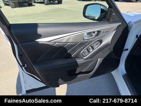 Used 2016 INFINITI Q50 Premium w/ Driver Assistance Package image 75
