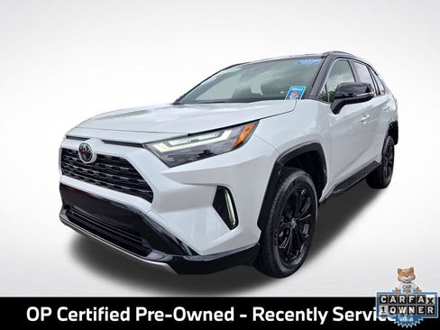 Used 2025 Toyota RAV4 XSE AWD/4WD image 3