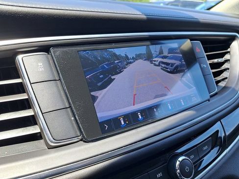 Used 2020 Buick Enclave Essence w/ Sound and Sites Package FWD image 12