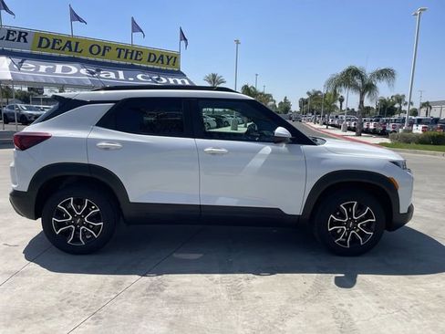 Used 2023 Chevrolet TrailBlazer ACTIV w/ Convenience Package AWD/4WD image 9