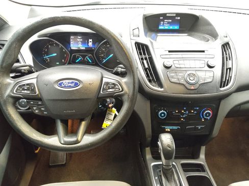 Used 2017 Ford Escape S FWD image 22