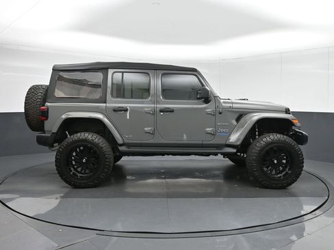 Used 2021 Jeep Wrangler Unlimited Sahara w/ Cold Weather Group image 8