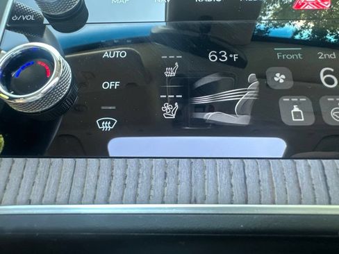 Certified 2026 Genesis GV80 3.5T Prestige AWD/4WD image 20