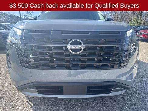 New 2026 Nissan Pathfinder Platinum image 36