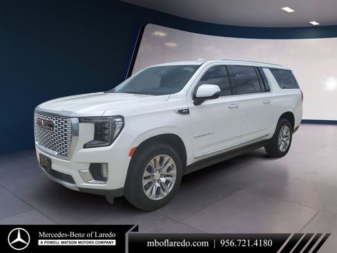 Used 2022 GMC Yukon XL Denali RWD image 1