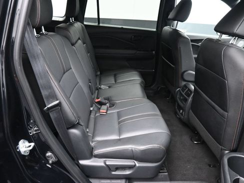 Certified 2023 Honda Passport TrailSport image 24