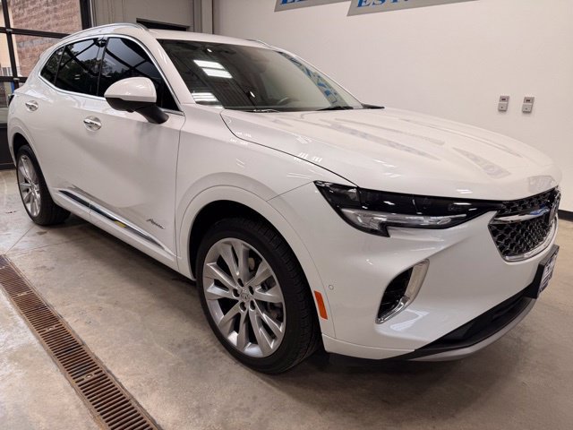 Used 2023 Buick Envision Avenir AWD/4WD image 2