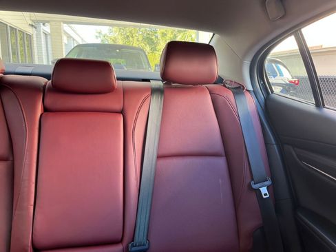 Used 2025 MAZDA MAZDA3 s image 38