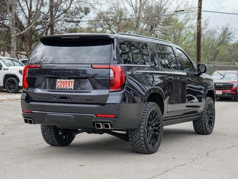 New 2026 GMC Yukon XL Denali w/ Denali Reserve Package image 7
