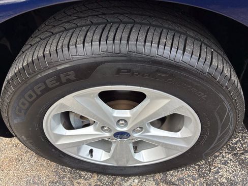 Used 2016 Ford Edge SE FWD image 27