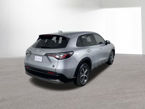 Used 2024 Honda HR-V EX-L image 12