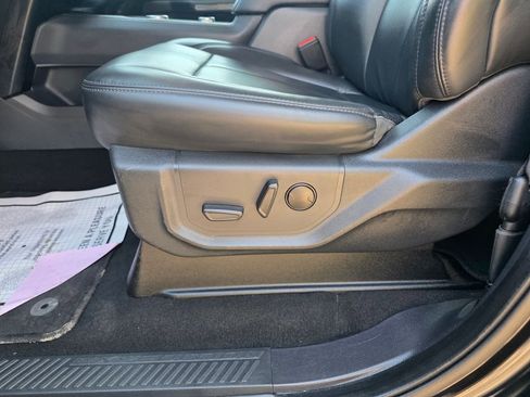 Used 2024 Ford Expedition Max XLT image 23