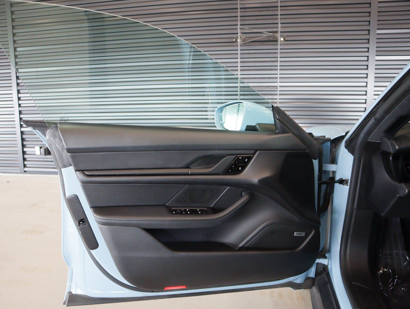 Certified 2021 Porsche Taycan RWD image 27