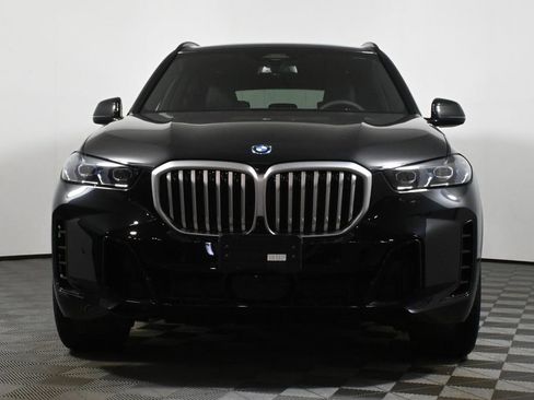 Used 2025 BMW X5 xDrive50e w/ M Sport Package image 10