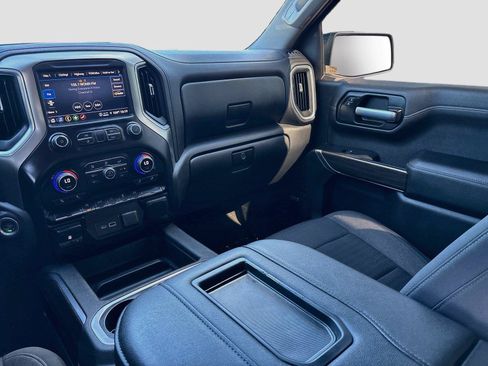 Used 2021 Chevrolet Silverado 1500 RST w/ Convenience Package II AWD/4WD image 23