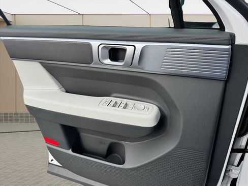 New 2026 Hyundai Santa Fe SE image 14