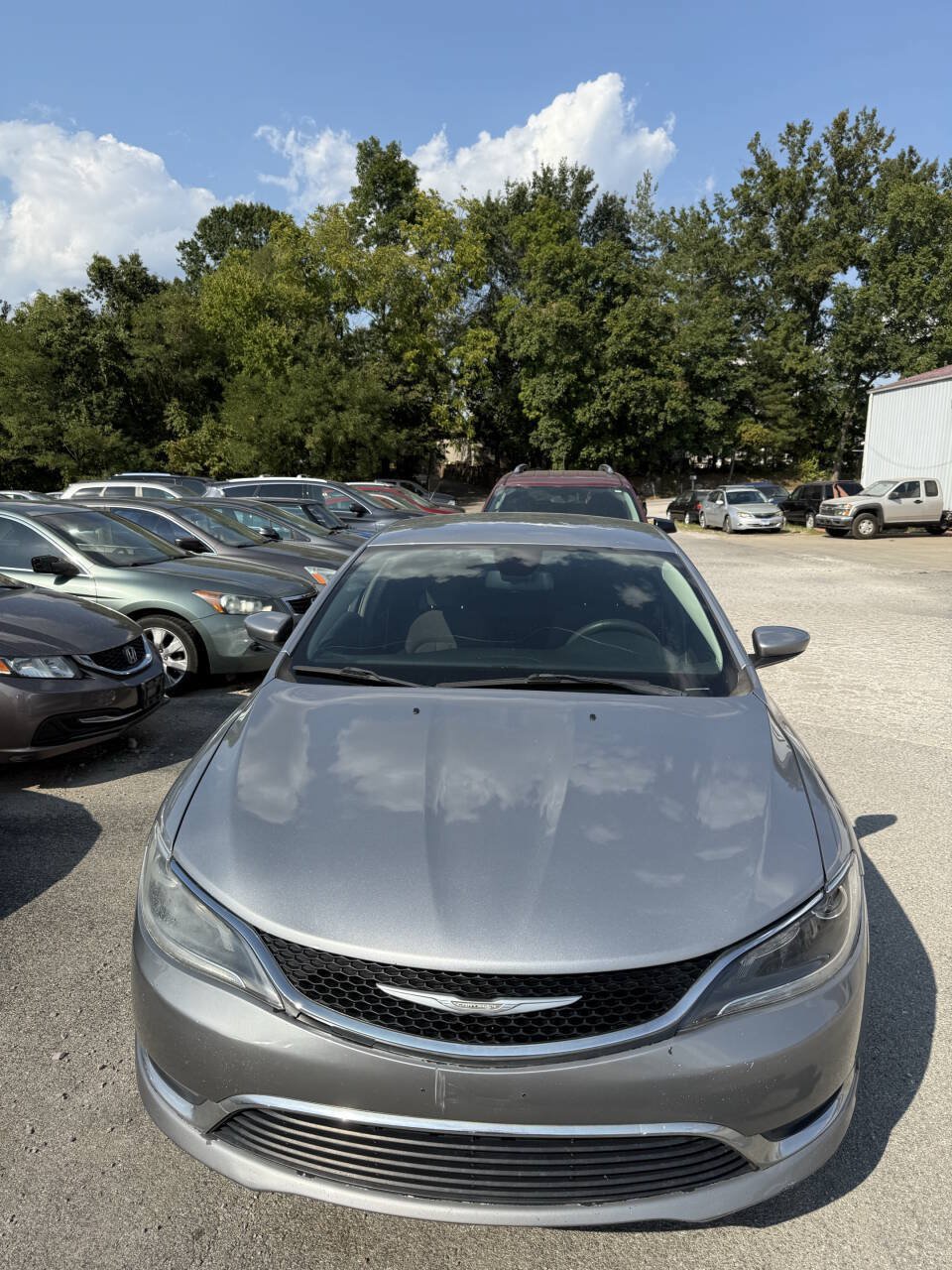 Used 2016 Chrysler 200 Limited FWD image 4