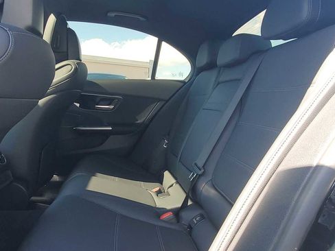 Used 2024 Mercedes-Benz C 300 Sedan image 20