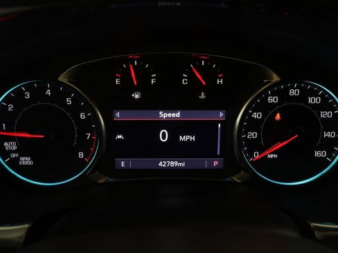 Used 2023 Chevrolet Traverse LT w/ LPO, Cargo Package image 16