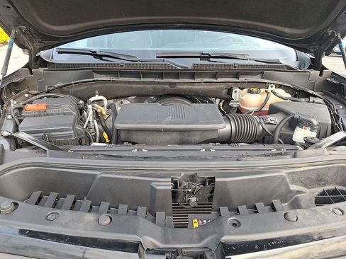 Used 2023 Cadillac Escalade ESV Sport Platinum w/ LPO, ONYX Package image 32