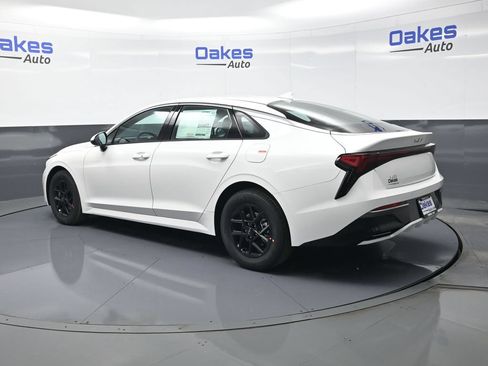 New 2026 Kia K5 LXS FWD image 6