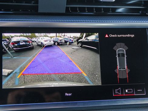 Certified 2025 Audi Q3 2.0T Premium w/ Convenience Package image 26