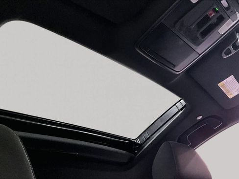 Used 2025 Honda Accord Sport image 14