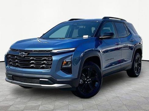 New 2026 Chevrolet Equinox LT w/ Midnight Edition FWD image 3
