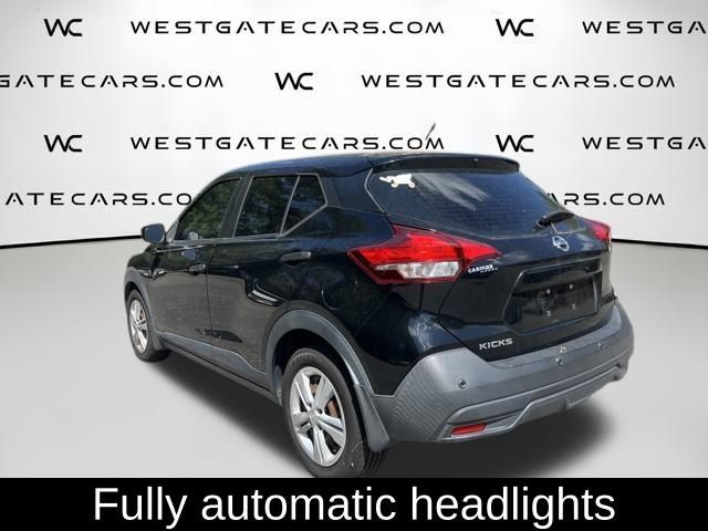 Used 2020 Nissan Kicks S FWD image 11