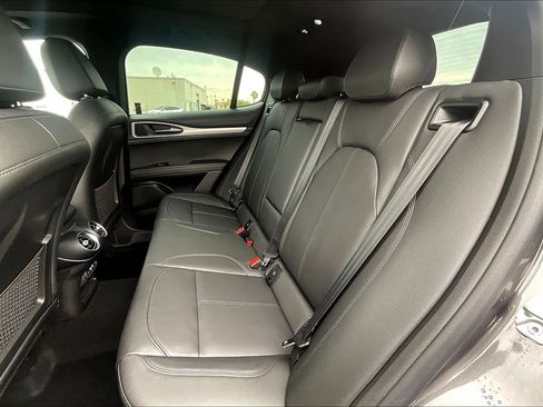 New 2025 Alfa Romeo Stelvio Sprint image 10