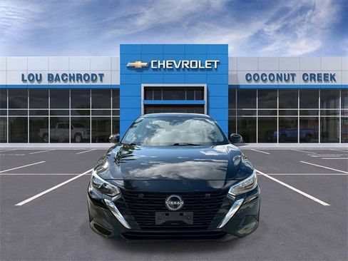 Used 2024 Nissan Sentra SV image 3