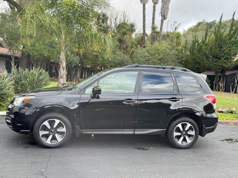 Used 2017 Subaru Forester 2.5i Premium w/ All-Weather Package image 2