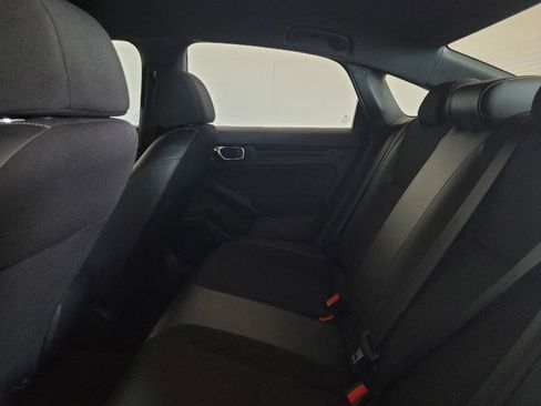 Used 2022 Honda Civic Sport image 18