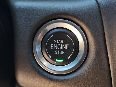 Used 2024 Chevrolet Tahoe Z71 w/ Luxury Package image 26