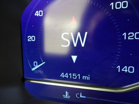 Used 2023 GMC Sierra 1500 SLT w/ SLT Premium Package image 14